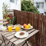 Comfort With Balcony By Lovelystay * Lisboa