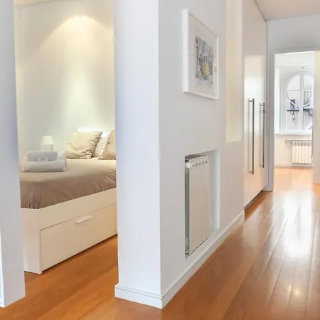 Apartment Comfort With Balcony By Lovelystay Lisbon