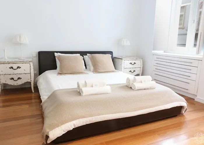 Apartment Comfort With Balcony By Lovelystay Lisbon