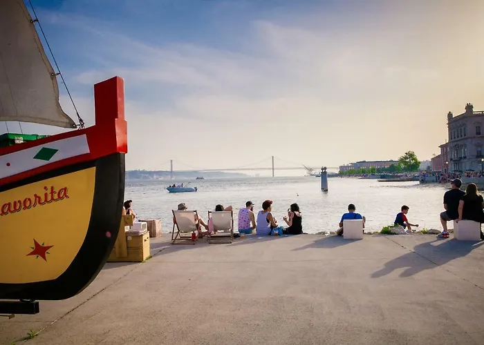 Apartment Comfort With Balcony By Lovelystay Lisbon